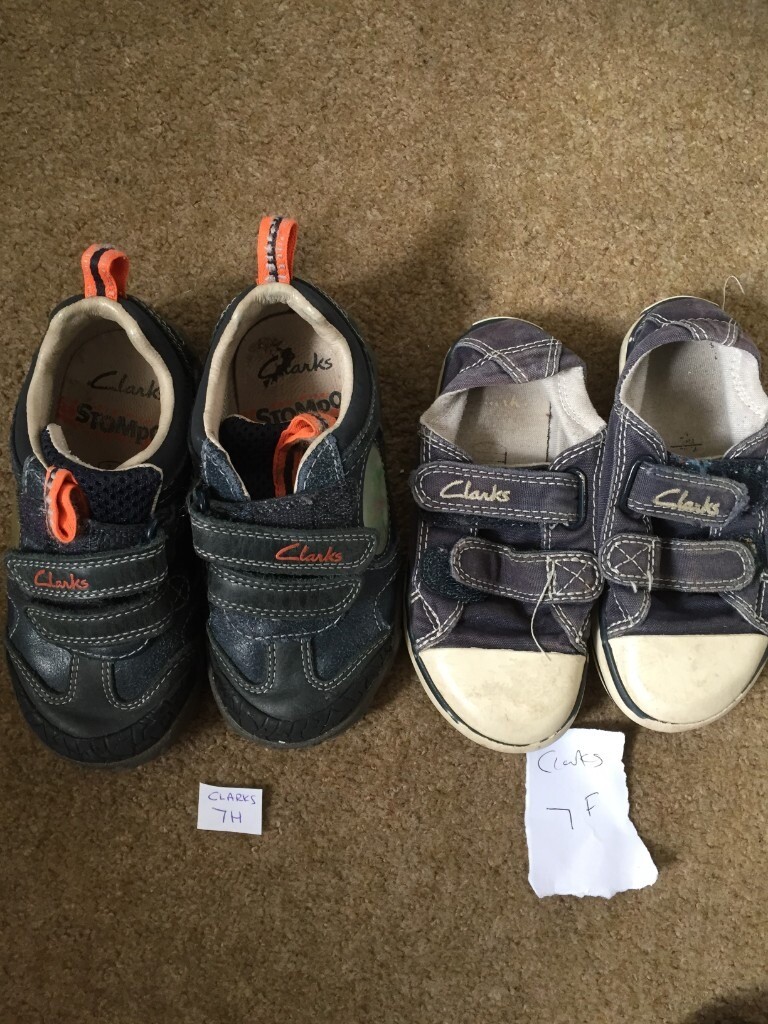 clarks shoes fosse park